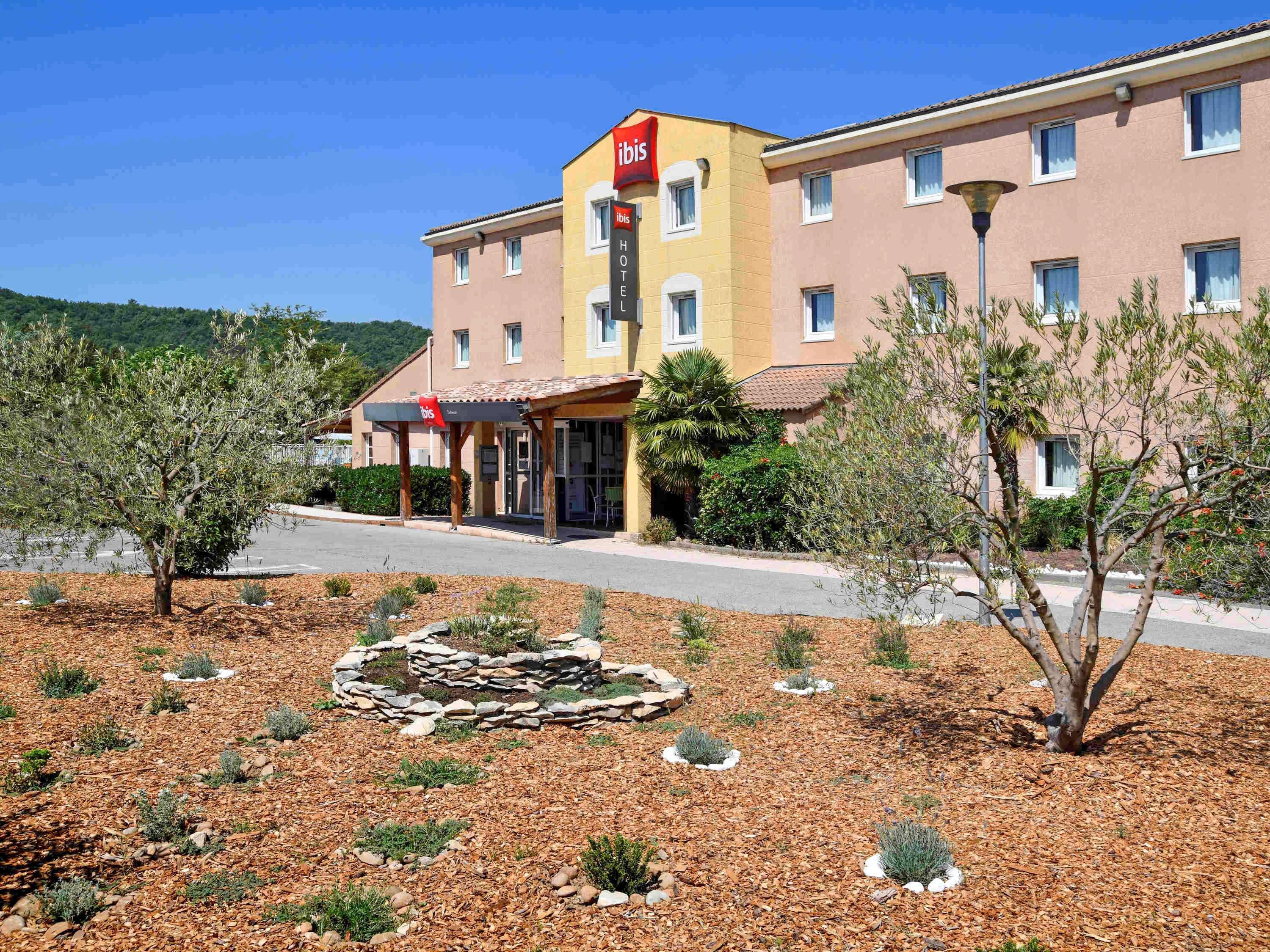 Hotel ibis Sisteron Exterior foto