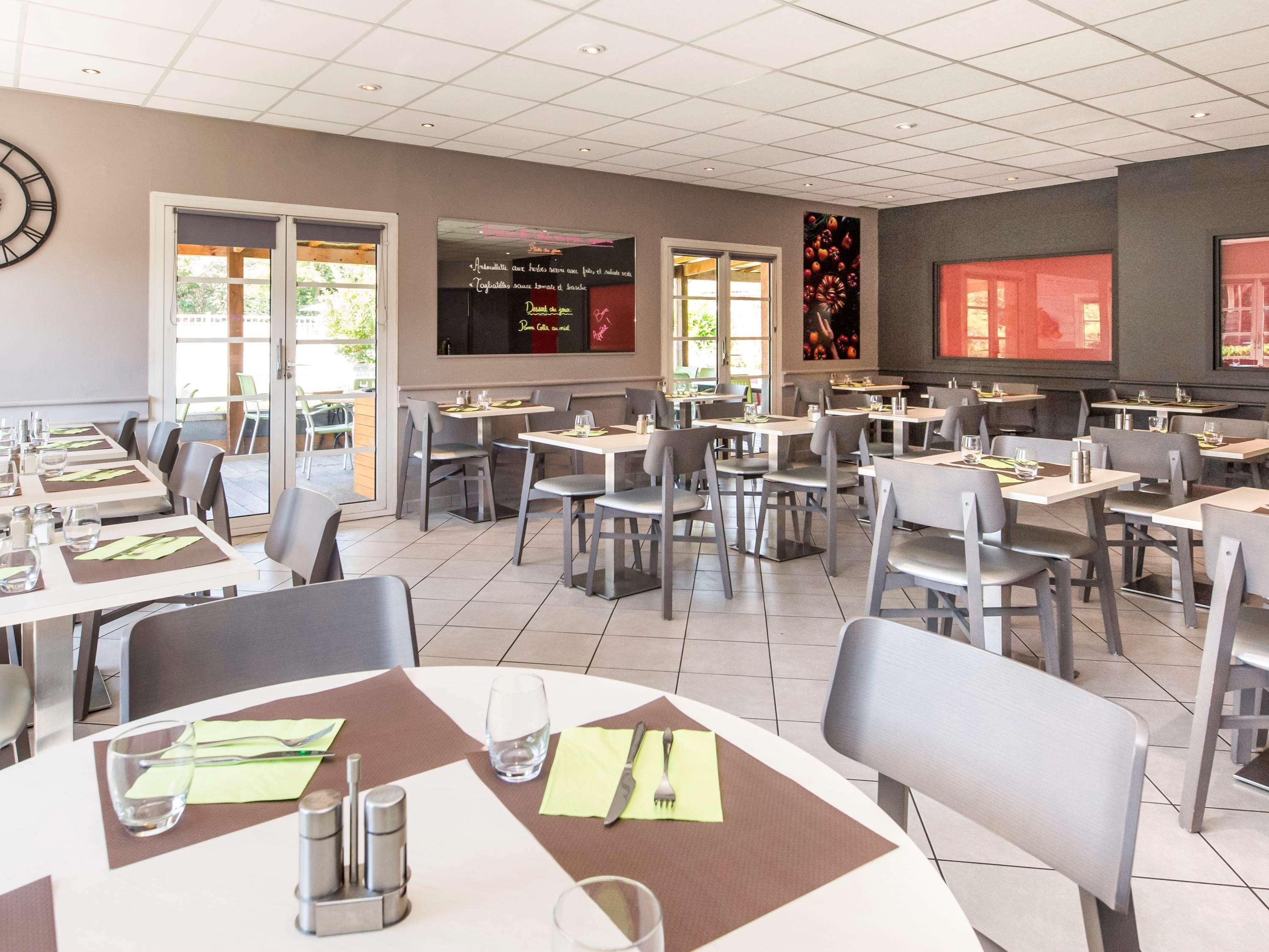 Hotel ibis Sisteron Exterior foto